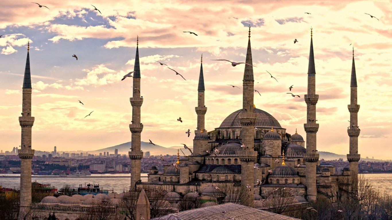 istanbul-turkey-sultan-ahmed-mosque