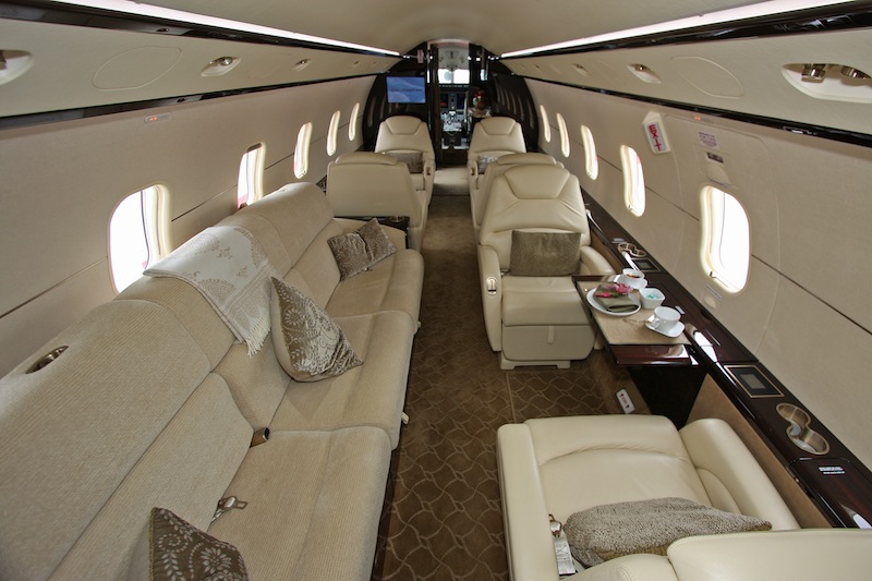 Challenger-300-Interior