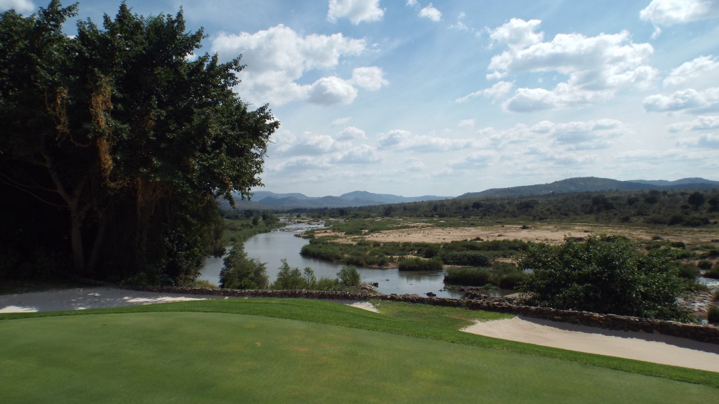 The view over the Crocodile River from the 13th, Leopard Creek's signature hole.